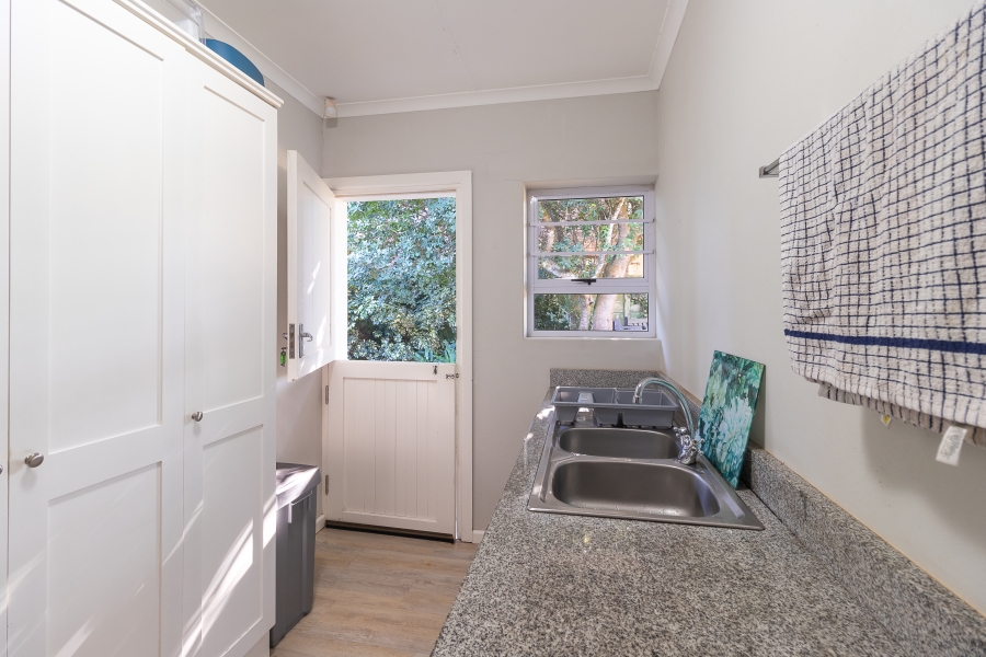 5 Bedroom Property for Sale in Kenton On Sea Eastern Cape